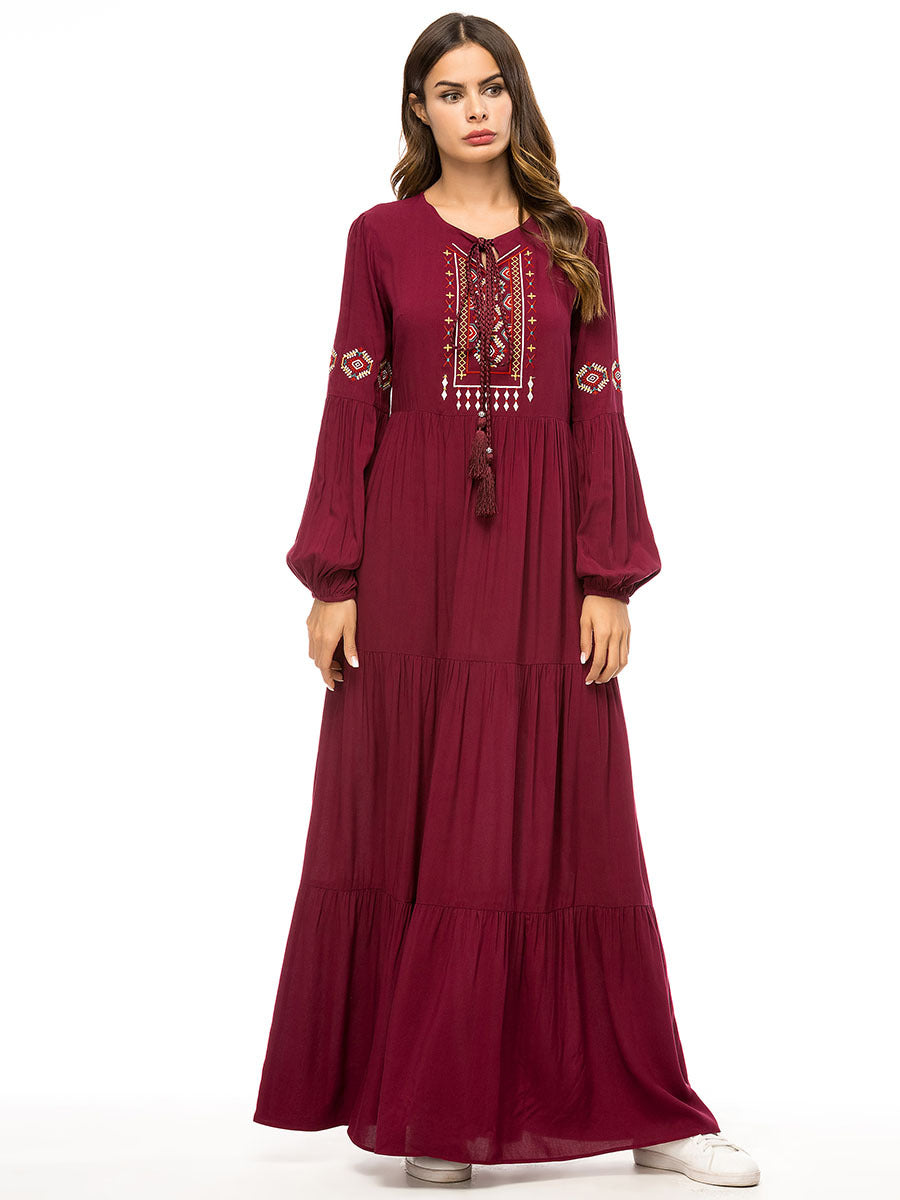 Simple embroidered robe dress