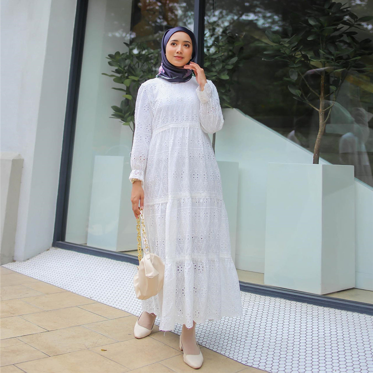 Muslim Malaysia Indonesia Hollow Lace Dress