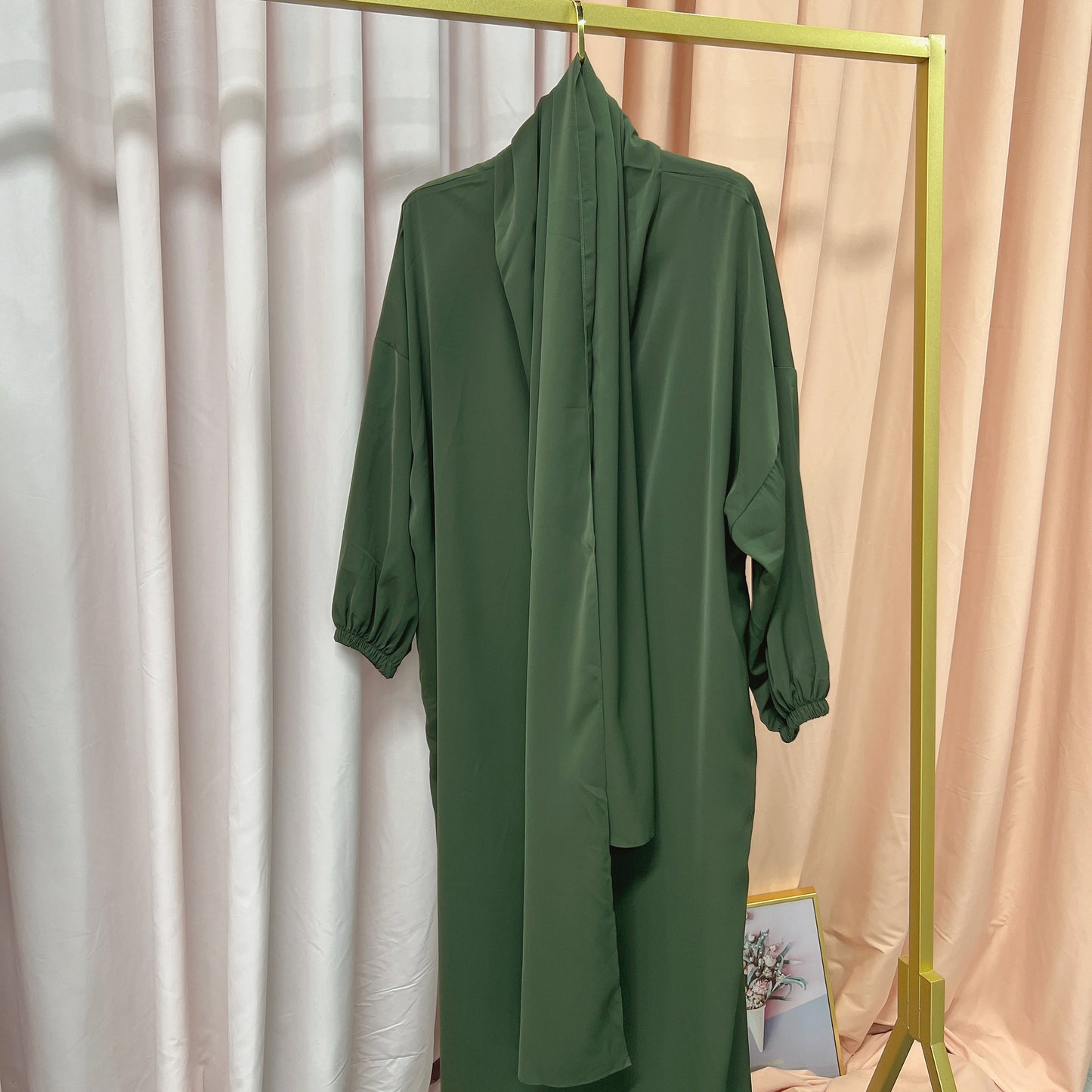 European And American Muslim Arabic Solid Color Hooded Robe Dress