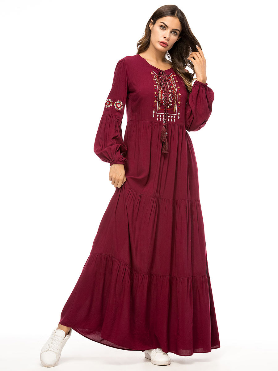 Simple embroidered robe dress