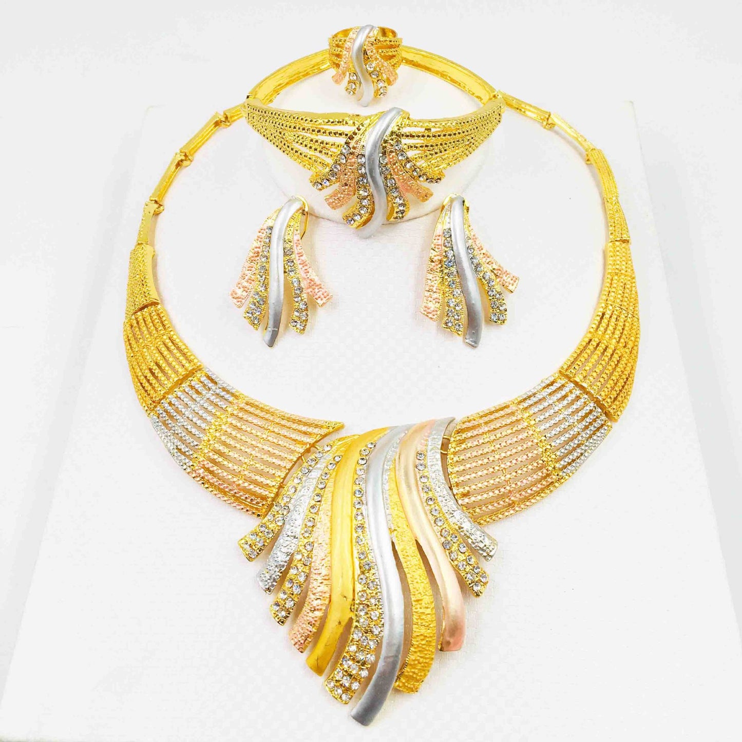 European And American Jewelry Hot-selling 24k Gold Alloy Jewelry Set Necklace Bracelet Ring Earrings Four-piece Set