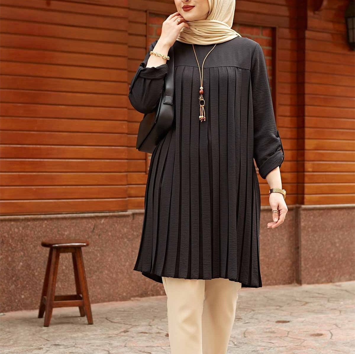 Muslim Women's Wear Casual Pleated Loose Long Sleeve Round Neck Plus Size Top