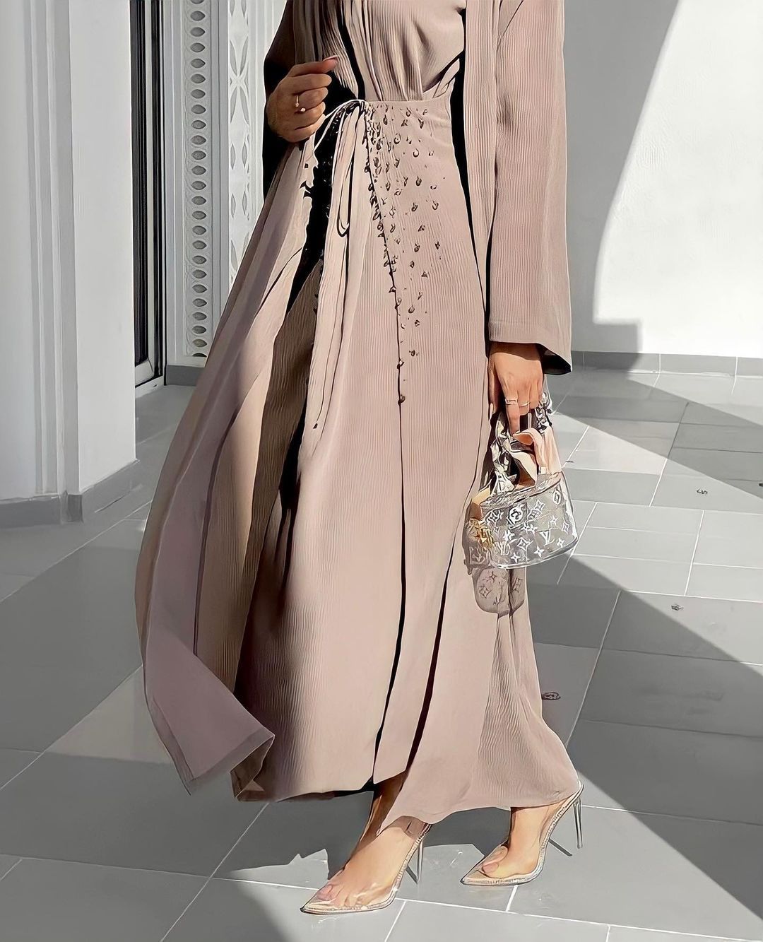 Middle East Dubai Solid Color Three Piece Suit LR464